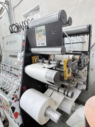 Перемоточно-резательная машина Rotoflex VSI 330