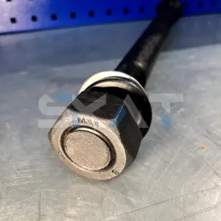 Болт M33х435
