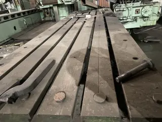 Продольно-строгольный 7210