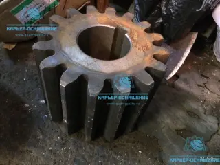 1060418005-10 Шестерня малая Тк-15 ТК-16 ДРО-604