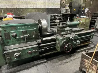 Токарно-винторезный станок 1М63Ф101 (1М63, ДИП-300)