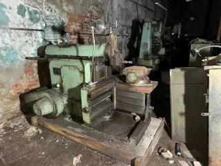 Поперечно-строгальный станок 7Б35