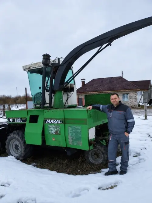 Самоходный кормоуборочный комбайн Марал 125