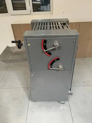 Итальянское оборудование для изготовления круассанов Pietroberto