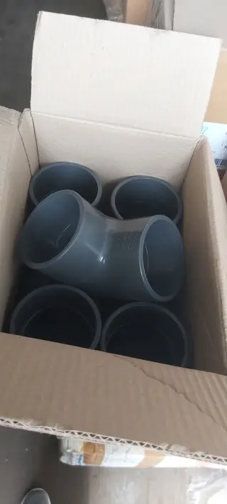 Колено 90°, d75, PVC-U метрическое, +GF+
