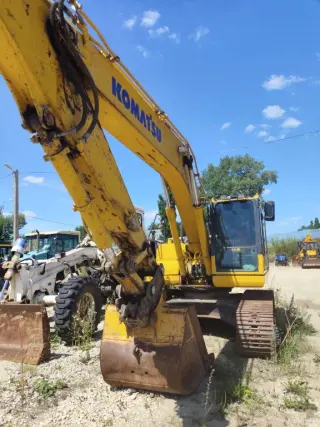 Экскаватор KOMATSU PC220-8MO