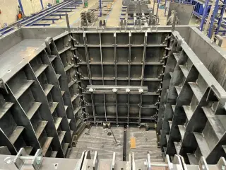 Оборудование для производства объемных монолитных железобетонных элементов и конструкций