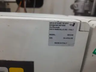 Аппликатор этикетировщик для бутылок ARCO Device