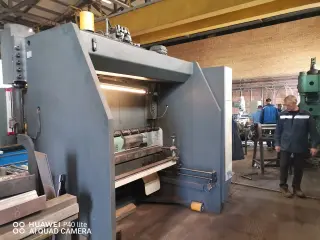 Гидравлический листогиб HACO erms 25100