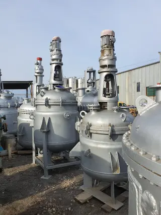 Эмалированный реактор 1,1м3