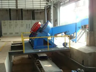 Дисковая дробилка (наклонная)  X-Chipper DWC (A), DWC-420A