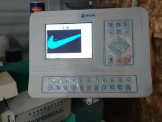Вышивальная машина Professional