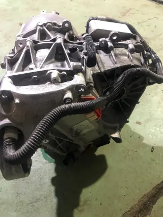 Двигатель Tesla 250л.с. с аккумуляторной Батареей 54 КвТ