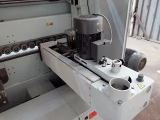 Кромкооблицовочный станок Brandt KDF630