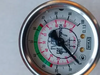 Манометр WIKA. 213.53.с гидрозаполнением
