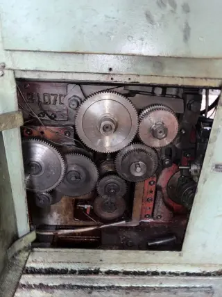 Зубофрезерный станок 5А312