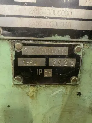 Радиально-сверлильный станок 2А554