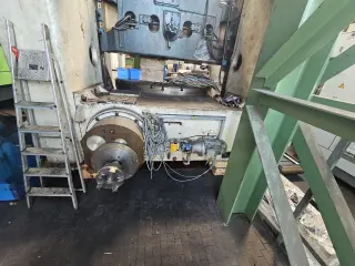 1525Ф3 ЧПУ