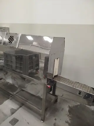 Аппарат для усадки термоусадочной этикетки ум-5