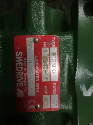 Мотор-редуктор SWEDRIVE AB F035E0