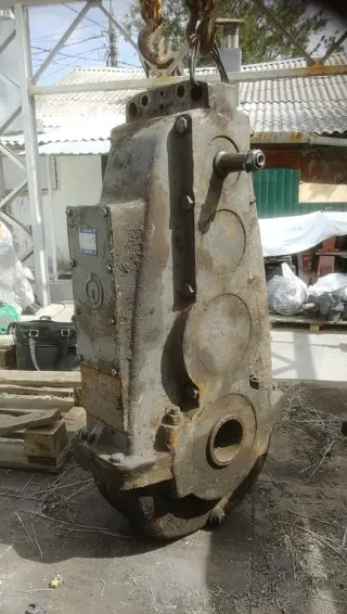Редуктор вертикальный крановый В250-31,5-26