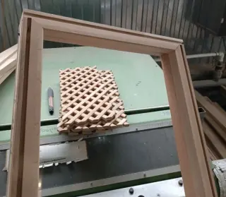 Станок фрезерный зарезки дверных коробок