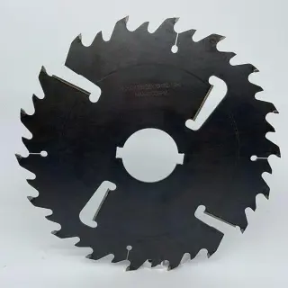 Пила дисковая Ø560 х 50 х 6,0/4,0 Z = (18 + 18) + 6 SAWLINE