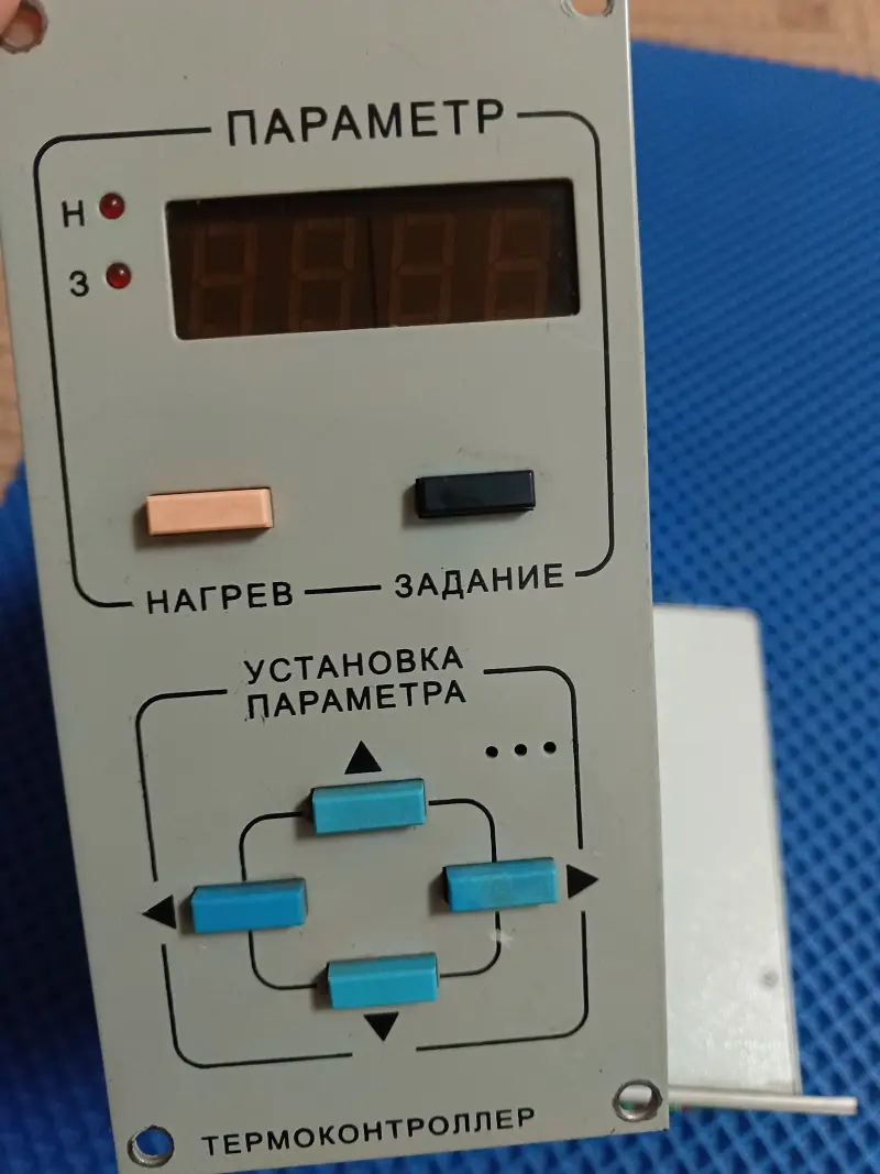 Термоконтроллер и измеритель температуры
