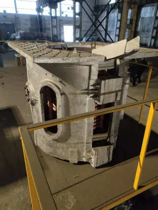 Индукционная плавильная печь UI-1Т-800 с градирней