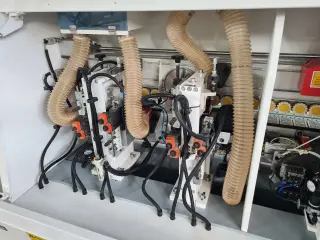 Кромкооблицовочный станок с прифуговкой Nanxing NB6JQFVKL