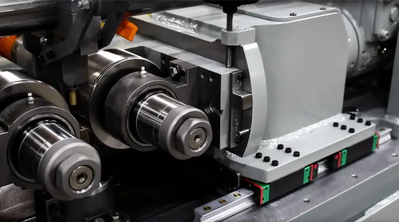 Резьбонакатные станки и инструмент