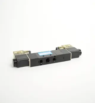 Пневмораспределитель 5Р-6-331-3 (110В,пост)