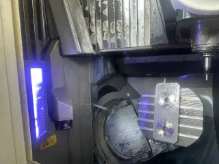 5-осевой обрабатывающий центр с ЧПУ DMG DMU 40 EVo
