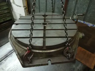 Стол поворотный диаметром 630 мм (с ручным приводом)