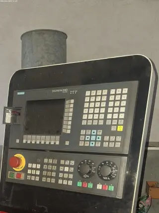 Вертикальный обрабатывающий центр с ЧПУ MAKTEK VM 400