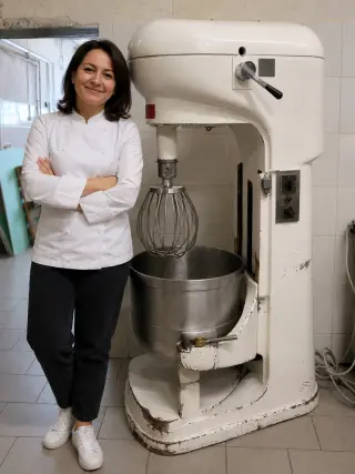 Взбивальная машина с дежой 100 л