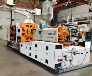 Термопластавтомат Welltec 660т, шнек 90мм, 2018г Б/У