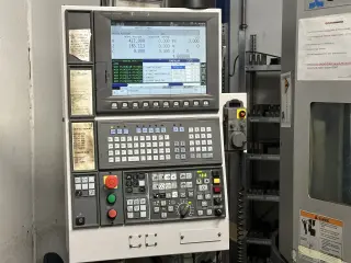 Вертикально-токарный станок с чпу Okuma - LVT-300 M