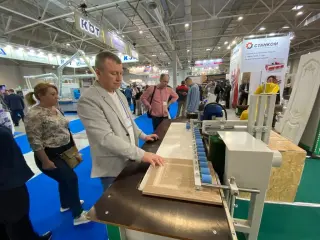 Шлифовальный станок для торцов. Модель SDA-5000М