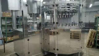 Моноблок розлива и укупоривания газированных напитков в стеклянные бутылки