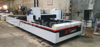 Оптоволоконный лазер для резки металла со сменным столом XTC-1560E/6000 Raycus