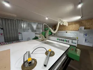 Фрезерный станок с ЧПУ WoodTec H-2040L 2080×4000