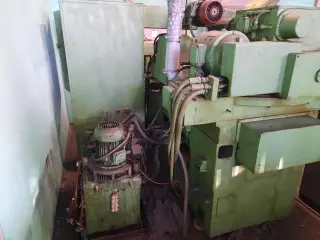 Внутришлифовальный станок 3К227А