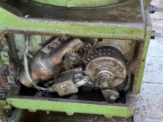 Зубошевинговальный станок 5702 42039