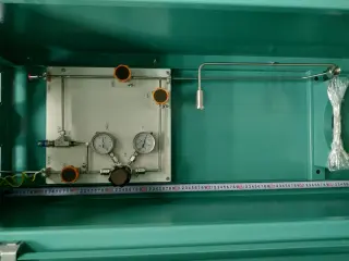 Шкаф газобаллонный с ручной газовой панелью на кислород на 1 баллон (40 л)