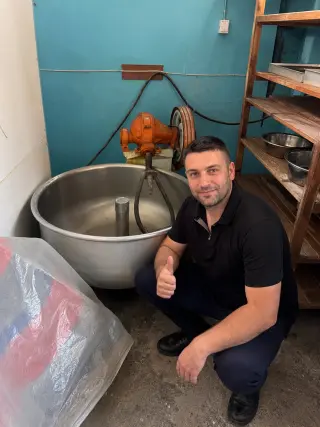 Тестомес вилочный 300 кг