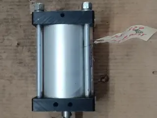 пневмоцилиндр JAUDT D-86167 р max = 1.0MPa №1