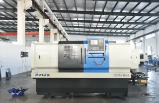 Токарный станок c ЧПУ с прямой станиной MetalTec CK 50x1000