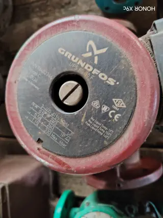 Лот промышленных насосов с хранения (Гидростанция, Н400, НШ, 2НВР, Iwaki, Hitachi)