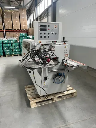 Продаю кромкооблицовочный станок Holzher 1057 (2020 г.)